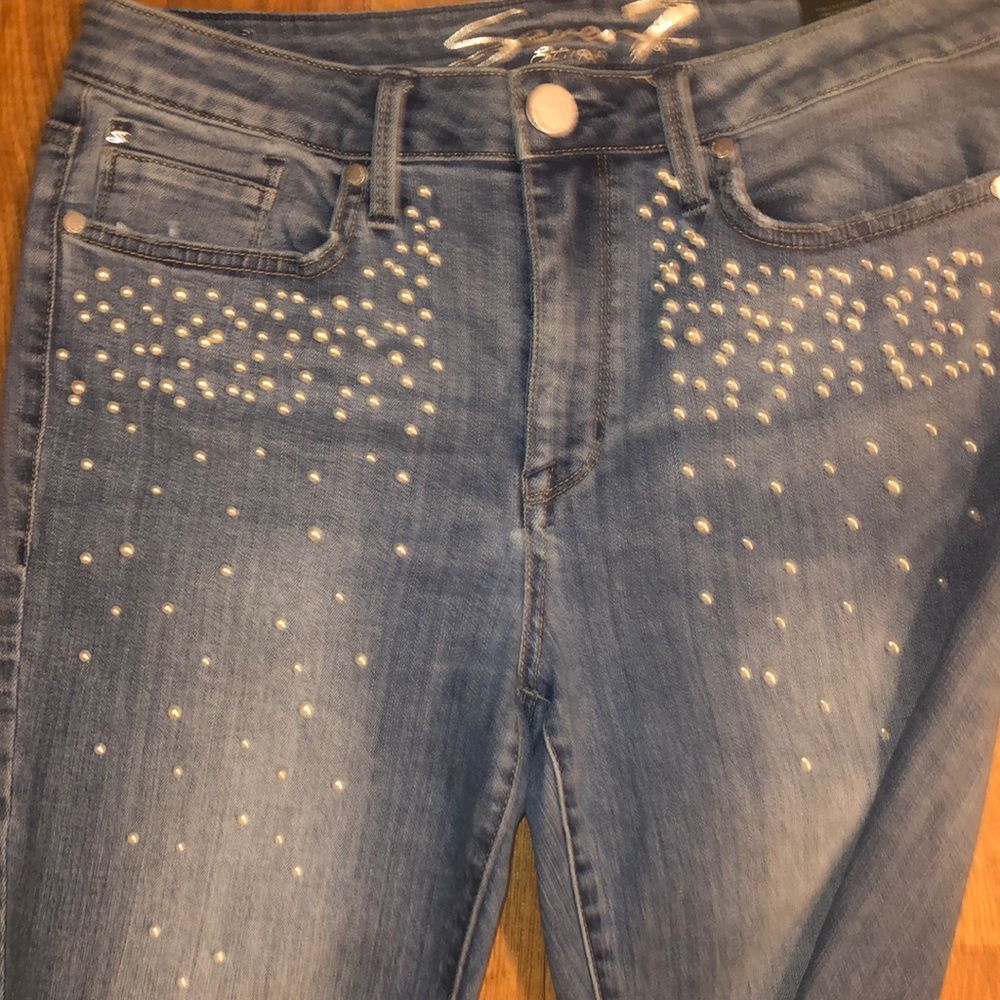 🎁🎁🎁 Pearl ornate jeans